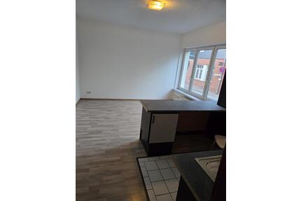 Helle 2-Zimmer-Erdgeschosswohnung mit Einbauküche in Barmstedt