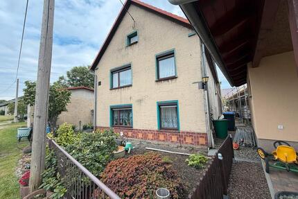 Wir wollen raus- renovierungsbedürftiges Haus mit Garage - Königswartha