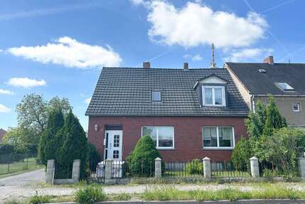 Haus zum Kaufen in Perleberg 179.000,00 € 150 m²