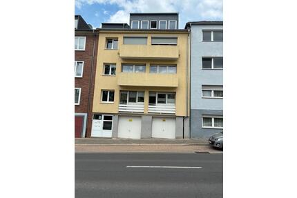 Mehrfamilienhaus zu Verkaufen - 585.000,00&nbsp;EUR Kaufpreis, ca.&nbsp; 288,00&nbsp;m&sup2; in Düren (PLZ: 52351) Distelrath