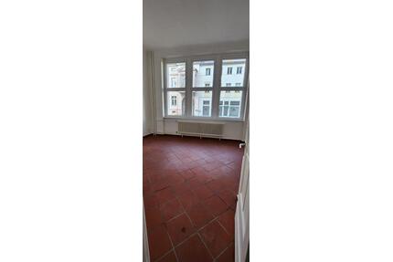 Sehr große Wohnung zentral in Nauen, bezugsfrei, ohne Makler