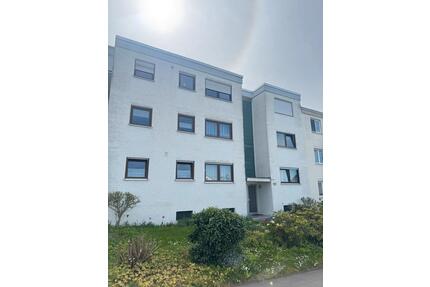 Vermiete Helle 2 Zimmer Wohnung in guter Lage in Stuttgart