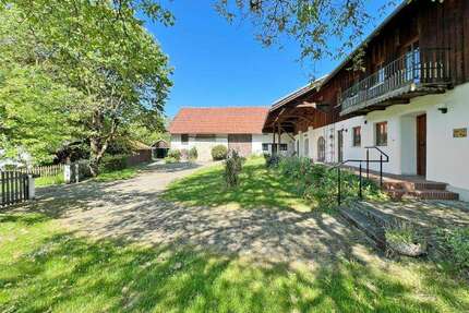 Haus zum Kaufen in Vilsheim 1.530.000,00 € 460 m²