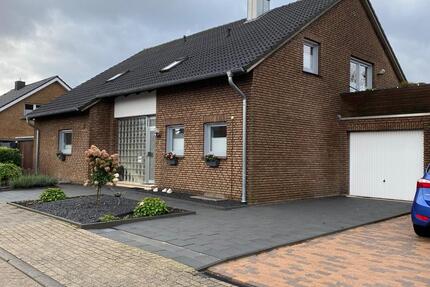 Deegfeld, großzügige Wohnung im Zweifamilienhaus zu vermieten - Nordhorn Bakelde