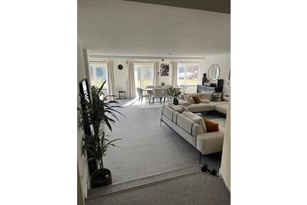 Exclusive, gehobene 3,5 Zimmer Wohnung in Aldingen 895,00 € KM