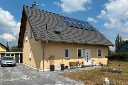 Einfamilienhaus mit Garten - 1.300,00&nbsp;EUR Kaltmiete, ca.&nbsp; 140,00&nbsp;m&sup2; in Ilmenau (PLZ: 98694) Frauenwald