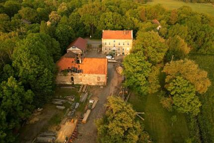 Mehrfamilienhaus 8100 qm - 254.000,00&nbsp;EUR Kaufpreis, ca.&nbsp; 400,00&nbsp;m&sup2; in Hötensleben (PLZ: 39393)