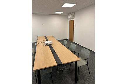 Moderner Konferenzraum in Horb am Neckar – klimatisiert, mit Beam