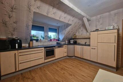 2,5-Zimmer-Wohnung mit großem Garten und Gartenhaus zu vermieten - Duisburg Essenberg