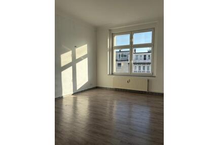 Großzügige 1 Zimmer-Wohnung mit hohen Decken - Wuppertal Gemarkung Elberfeld