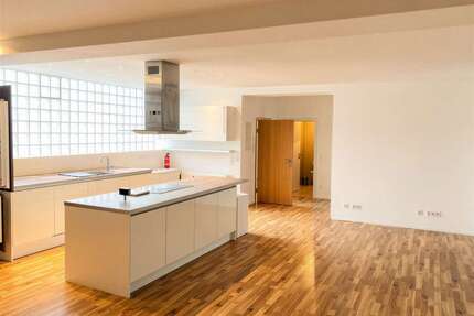 Wohnung zum Kaufen in Augsburg 599.000,00 € 124 m²