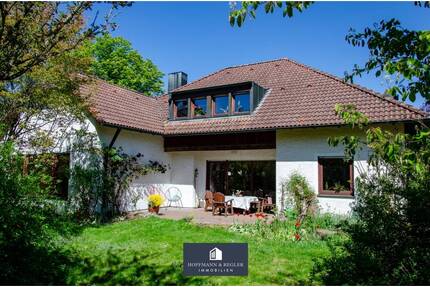 Attraktives Wohnhaus mit 222 m² nahe Altstadt, Bahnhof und Stadtpark in Sulzbach-Rosenberg