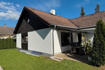 Einfamilienhaus Bj. 1980 in Holzständerbauweise - Königsbrunn