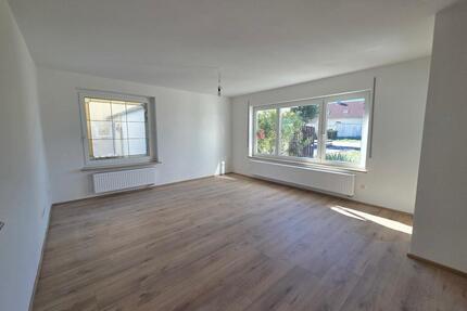 Großzügige 4-Zimmer-EG-Wohnung mit Beheizbarer Anbau & Garten - Ochsenhausen