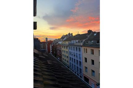 Helle 3 Zimmer Wohnung mit EBK in Düsseldorf Pempelfort