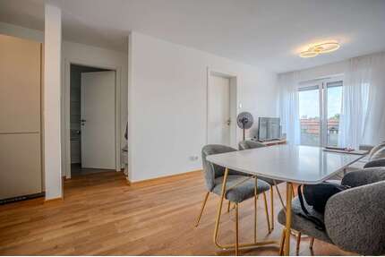 Wohnung zum Kaufen in Rosenheim 290.000,00 € 46.13 m²