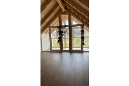 2 Zimmer DG Osterholz - 820,00&nbsp;EUR Kaltmiete, ca.&nbsp; 67,00&nbsp;m&sup2; in Heidenheim an der Brenz (PLZ: 89522)