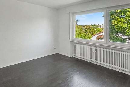 Wohnung zum Kaufen in Pforzheim 350.000,00 € 129 m²
