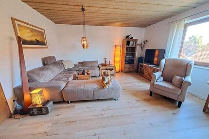 Großzügige Doppelhaushälfte - 1.600,00&nbsp;EUR Kaltmiete, ca.&nbsp; 210,00&nbsp;m&sup2; in Schrobenhausen (PLZ: 86529)