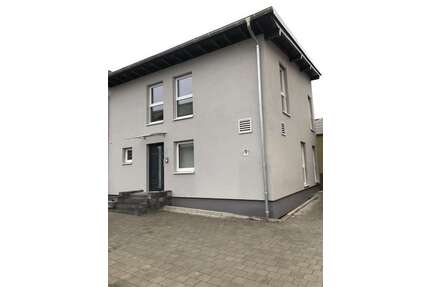 Haus zum Mieten in Mühltal Nieder-Ramstadt 1.700,00 € 139 m²