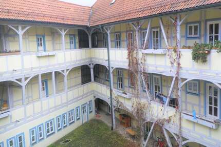 Wohnung zum Mieten in Hildburghausen 375,00 € 63.4 m²