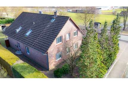 Haus zum Kaufen in Wesendorf 339.000,00 € 194 m²