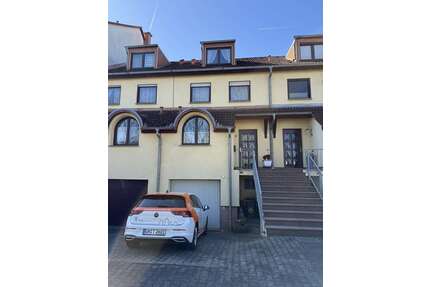 Haus zum Kaufen in Nidderau-Heldenbergen 365.900,00 € 118.77 m²