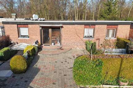 Haus zum Kaufen in Neuss 690.000,00 € 316 m²