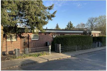Haus zum Kaufen in Stade 469.000,00 € 193.46 m²