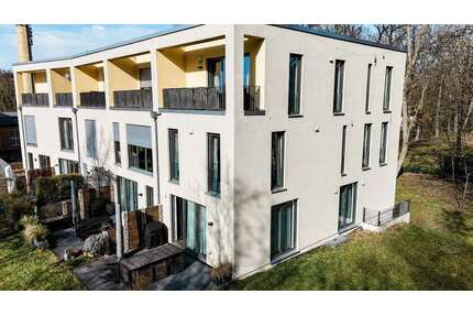 Haus zum Kaufen in Potsdam 1.390.000,00 € 186 m²