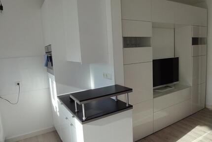 Attraktive 2-Zimmer-Wohnung mit Balkon und Garage in Puchheim - München Thalkirchen-Obersendling-Forstenried-Fürstenried-S