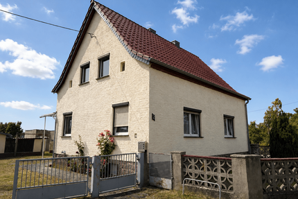 Haus zum Kaufen in Gröditz 99.000,00 € 110 m²