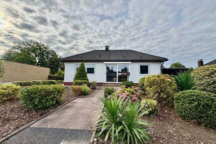 Bungalow im Norden von Nordenham - Komfortables Wohnen auf einer Ebene - Nordenham / Einswarden