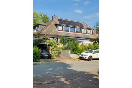 Einfamilienhaus in Hoisdorf - 878.000,00&nbsp;EUR Kaufpreis, ca.&nbsp; 243,00&nbsp;m&sup2; in Hoisdorf (PLZ: 22955)