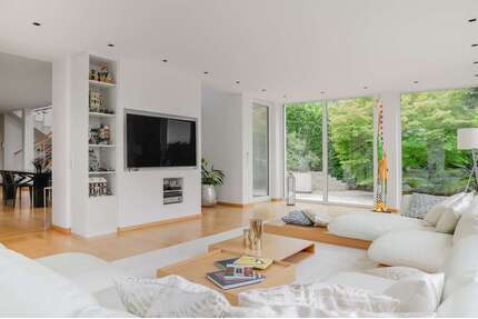 Haus zum Kaufen in Mülheim an der Ruhr 1.398.000,00 € 274 m²
