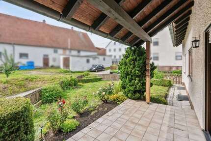 Haus zum Kaufen in Pfaffenhausen 337.500,00 € 166 m²