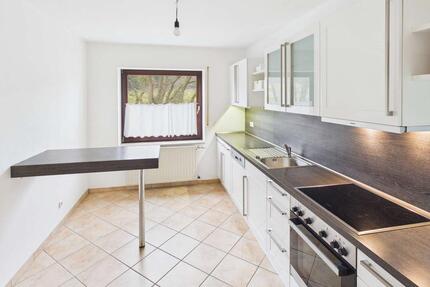 Gemütliche Souterrainwohnung mit Terrasse und Gartenmitbenutzung in ruhiger Lage - Bad Hersfeld