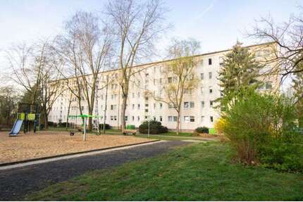 Wohnung zum Mieten in Halle (Saale) 331,00 € 47.15 m²