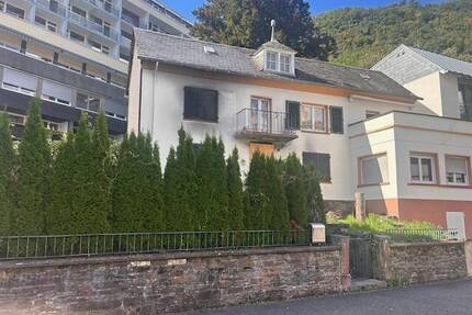 Sanierungsobjekt für Handwerker nach Brandschaden - Bad Bertrich