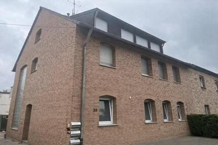 Renovierte 2,5 Zi EG-Wohnung mit EBK und großzügiger Terrasse Bonn-Dransdorf