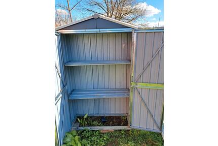 Garten Schrank Metall - 20,00&nbsp;EUR Kaltmiete, ca.&nbsp; 0,00&nbsp;m&sup2; in Wutöschingen (PLZ: 79793)