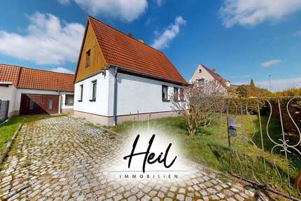 Haus zum Kaufen in Zwenkau 105.000,00 € 68 m²