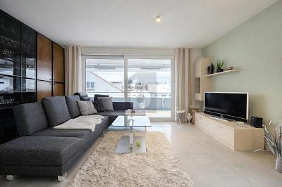 JUWEL FÜR DIE ZUKUNFT, MODERN UND NEUWERTIG - Kirchheim unter Teck