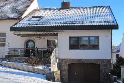 Einfamilienhaus mit Tiefgarage, voll ausgestattet - Gundelsdorf