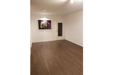 helle 3-Zimmer-Wohnung im Herzen von Pinneberg zu vermieten