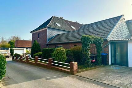 Charmante Einfamilienhaus 2 Garagen in Ruhiger Lage von Heinsberg