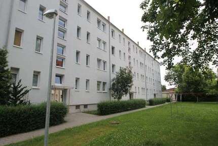 Wohnung zum Mieten in Bernburg (Saale) 286,00 € 45.97 m²