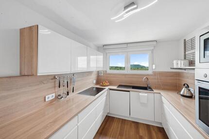Dachgeschosswohnung mit Weitblick – 4-ZKB-Wohnung mit großzügiger - Saarlouis