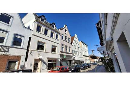 Haus zum Kaufen in Glückstadt 459.000,00 € 247 m²