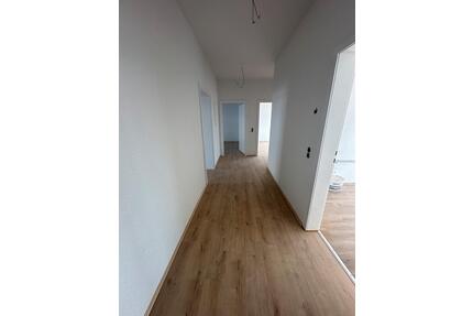 Renovierte 3 Zimmer EG-Wohnung im Herzen Hamelns